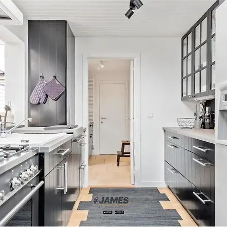 Villa schitterend huis in het hart van oud Knokke ref J00703 Knokke-Heist