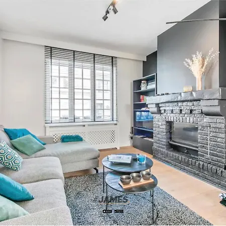 schitterend huis in het hart van oud Knokke ref J00703 Villa